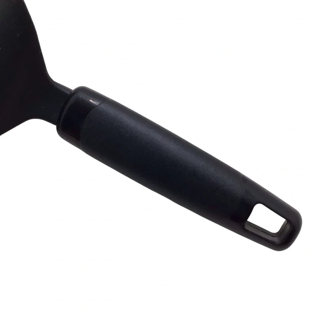 Farberware Baker’s Advantage Pie Cake Server – Black Nylon.